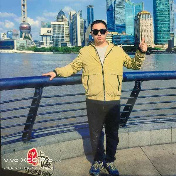 34岁岁江苏单身帅哥 - 青岛吉缘网