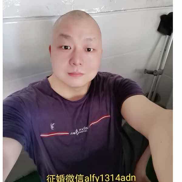 45岁岁湖南单身帅哥 - 青岛吉缘网